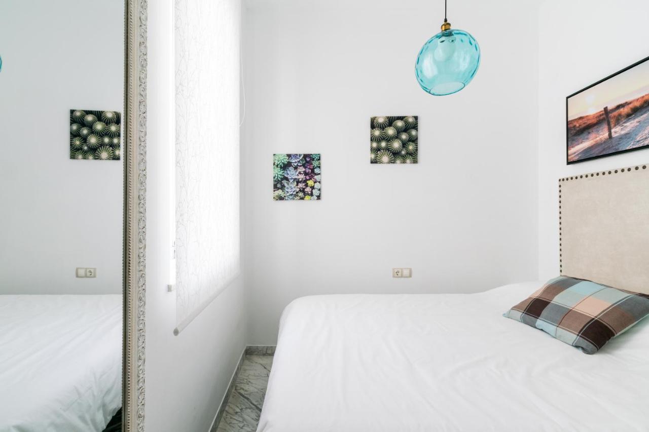 Veoapartment Ciriaco Séville Extérieur photo